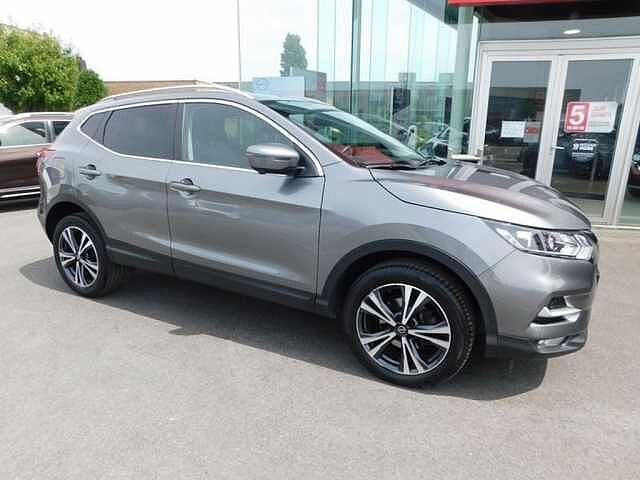 Nissan Qashqai 1.3 DIG-T N-Connecta