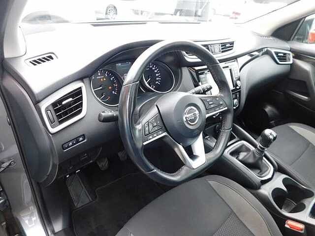 Nissan Qashqai 1.3 DIG-T Urban Edition