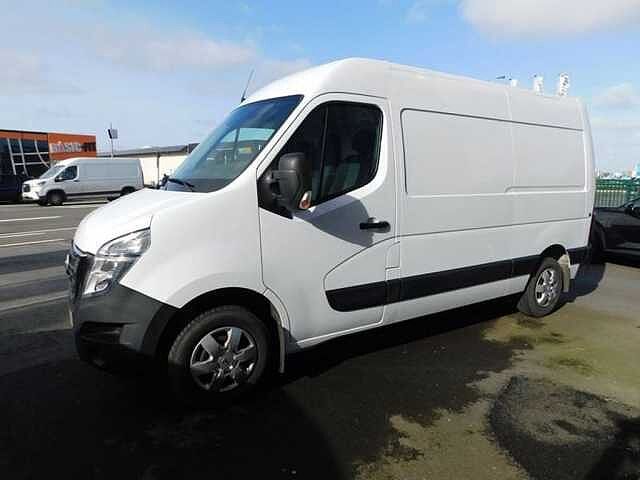 Nissan Interstar 2.3 dCi L2H2 3T5 Acenta  4000 KM  DEMOWAGEN