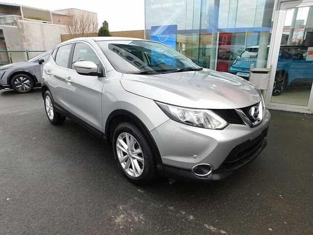 Nissan Qashqai 1.2  DIG-T Acenta  48000KM