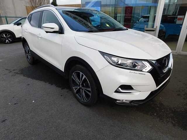 Nissan Qashqai 1.3 DIG-T N-Connecta  3 JAAR WAARBORG