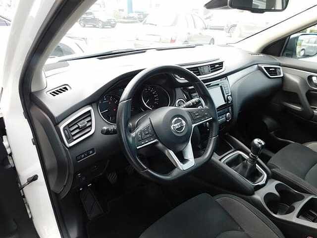 Nissan Qashqai 1.3 DIG-T N-Connecta  3 JAAR WAARBORG