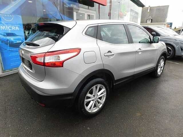 Nissan Qashqai 1.2  DIG-T Acenta  48000KM
