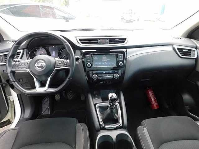 Nissan Qashqai 1.3 DIG-T N-Connecta  3 JAAR WAARBORG