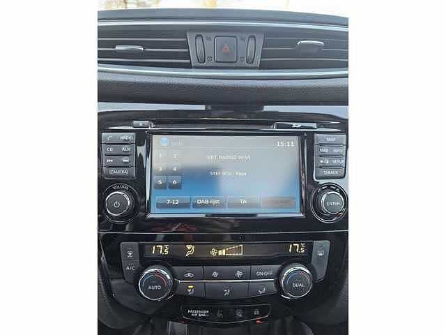 Nissan Qashqai 1.2 DIG-T N-Connecta  2 JAAR WAARBORG