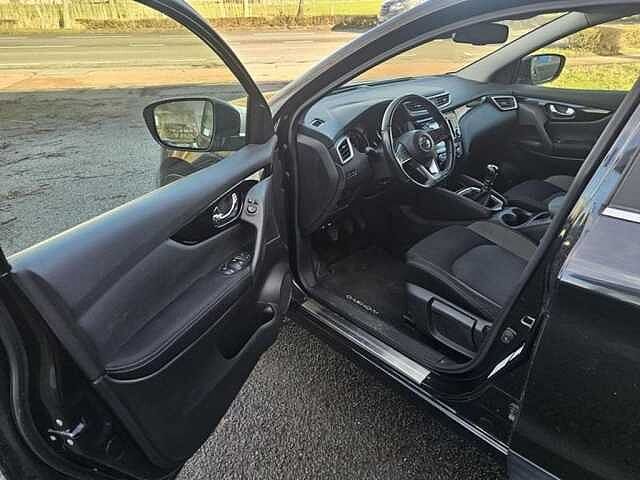 Nissan Qashqai N-Connecta  1.3    5 JAAR WAARBORG