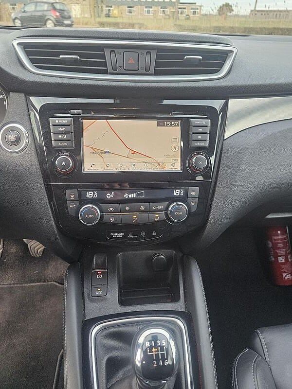 Nissan Qashqai 1.5 DCI TEKNA PLUS FULL OPTION 5 JAAR WAARBORG