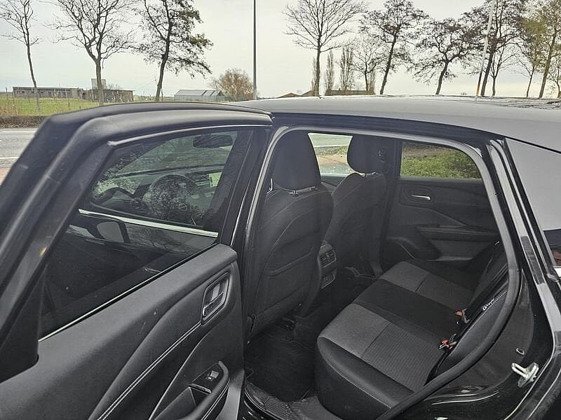 Nissan Qashqai 1.3 Mild-Hybrid N-Connecta 5 JAAR WAARBORG