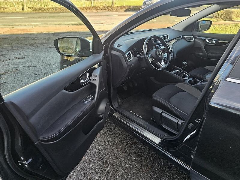 Nissan Qashqai N-Connecta 1.3 5 JAAR WAARBORG