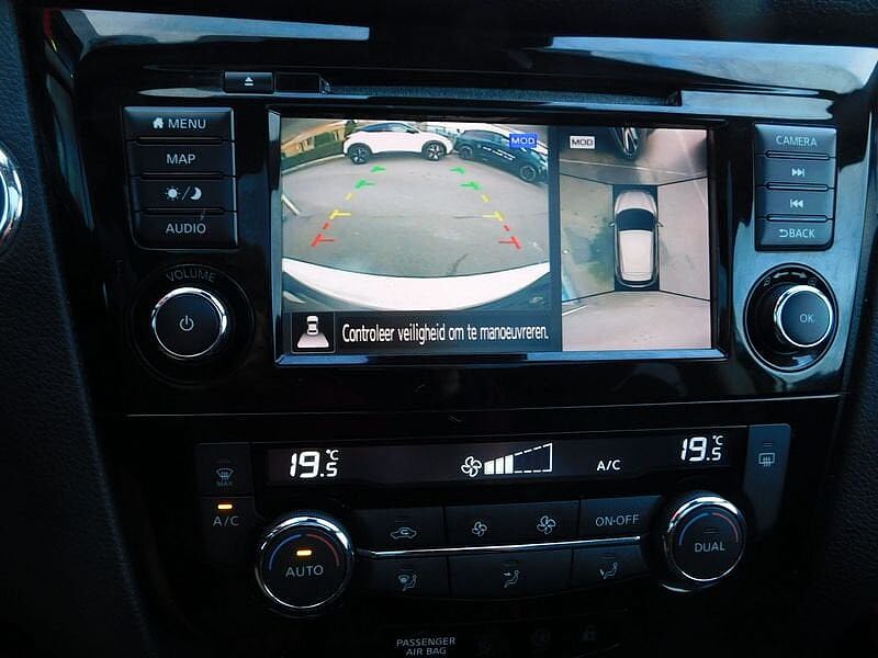 Nissan Qashqai 1.3 DIG-T N-Connecta 3 JAAR WAARBORG