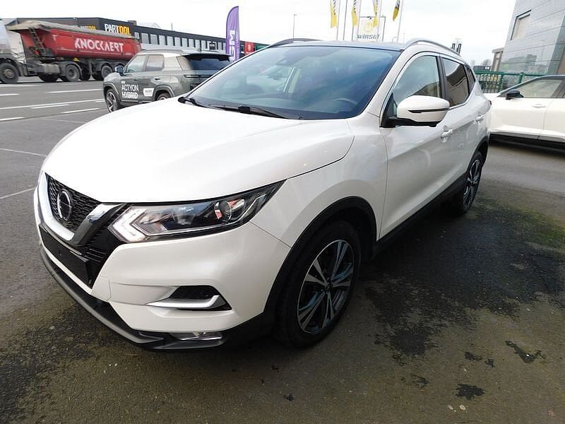 Nissan Qashqai 1.3 DIG-T N-Connecta 3 JAAR WAARBORG