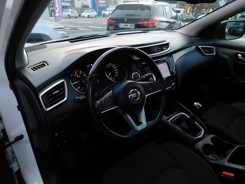 Nissan Qashqai 1.3 DIG-T N-Connecta 3 JAAR WAARBORG
