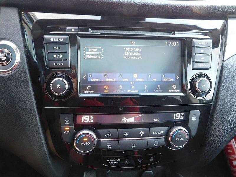 Nissan Qashqai 1.3 DIG-T N-Connecta 3 JAAR WAARBORG
