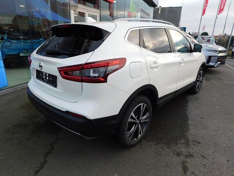Nissan Qashqai 1.3 DIG-T N-Connecta 3 JAAR WAARBORG
