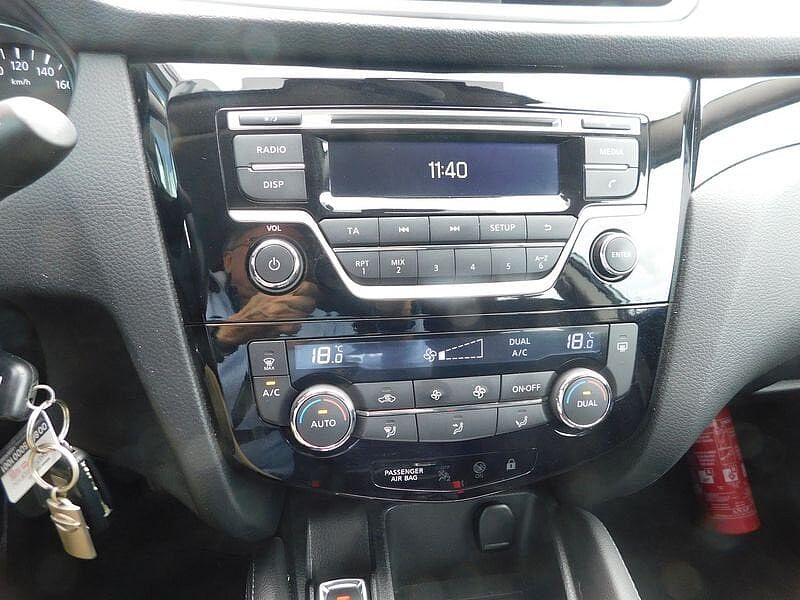 Nissan Qashqai 1.2  DIG-T Acenta  48000KM