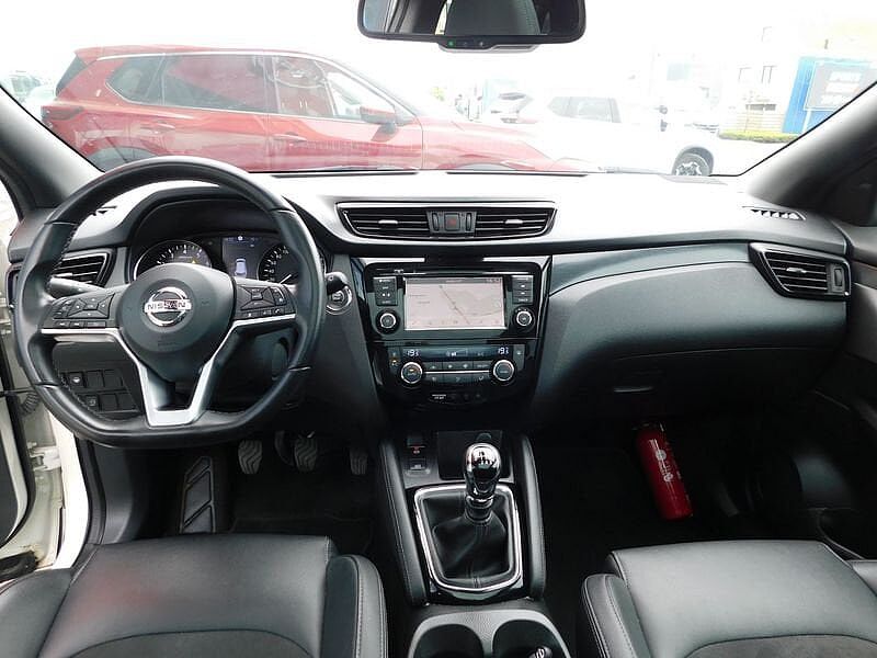 Nissan Qashqai 1.3 DIG-T N-TEC 5 JAAR WAARBORG