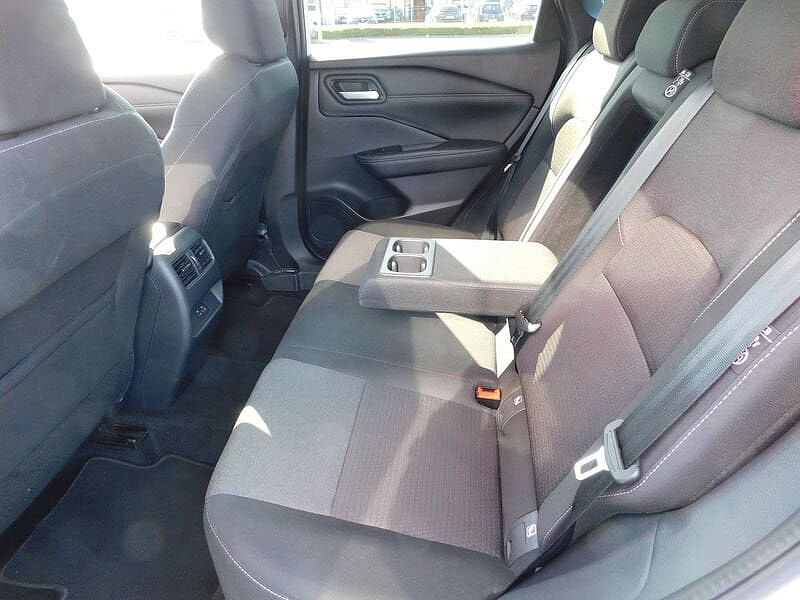Nissan Qashqai 1.3 Mild-Hybrid N-Connecta 5 JAAR WAARBORG