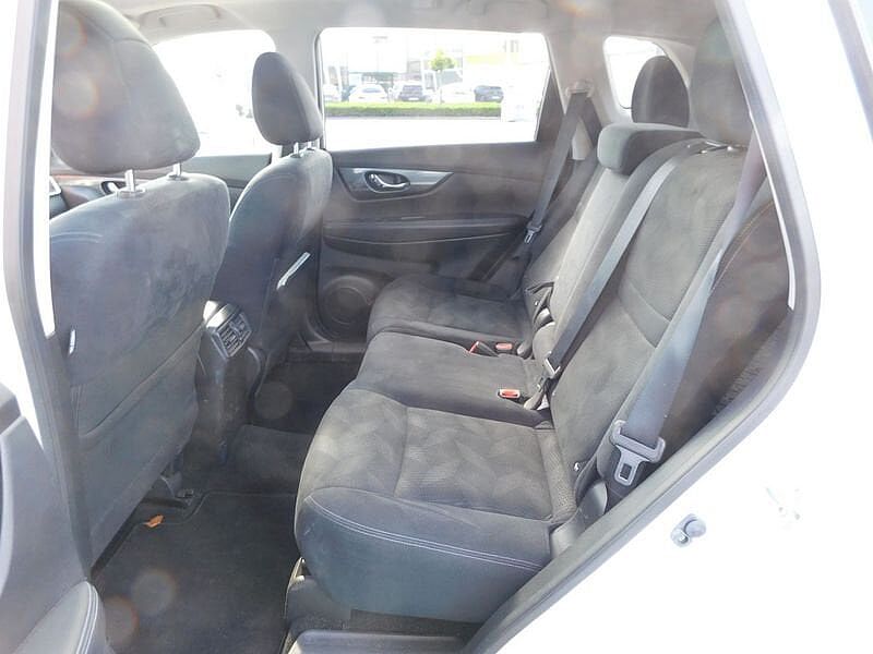 Nissan X-Trail 1.6 DIG-T Connect Edition
