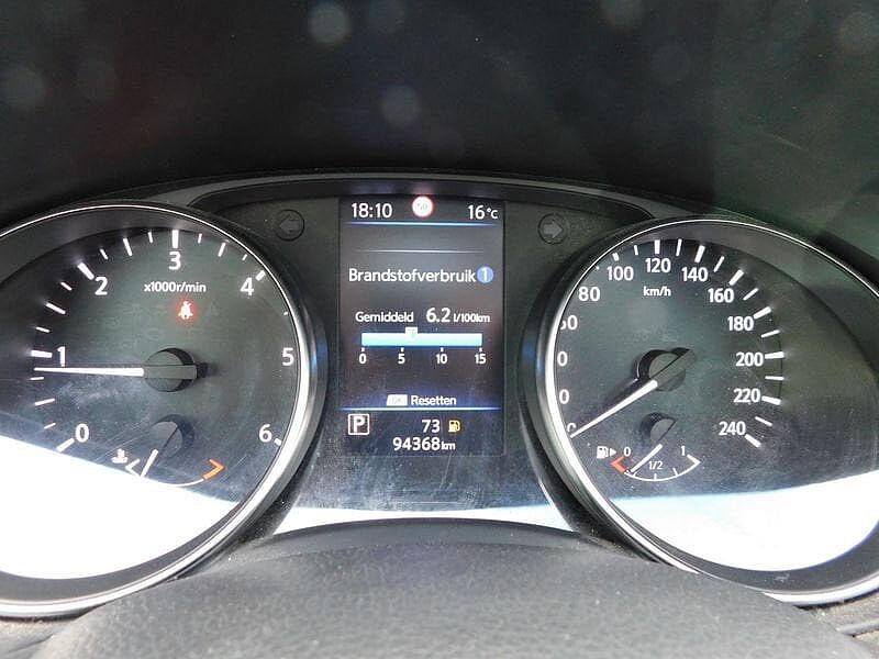 Nissan Qashqai 1.5 dCi N-TEC DCT  AUTOMAAT  4 JAAR WAARBORG
