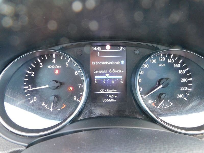 Nissan Qashqai 1.2 DIG-T N-CONNECTA  2 JAAR WAARBORG
