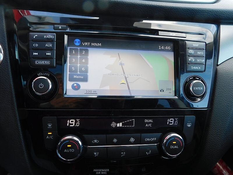 Nissan Qashqai 1.2 DIG-T N-CONNECTA  2 JAAR WAARBORG