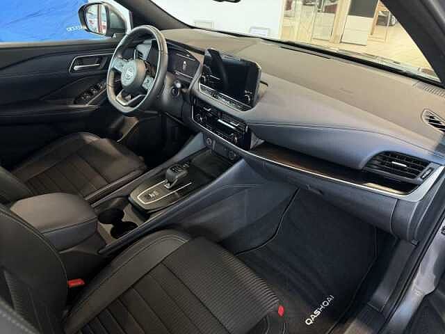 Nissan Qashqai TEKNA+TWO ONE + COLD