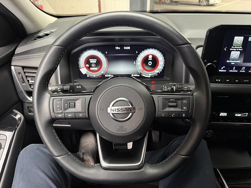 Nissan Qashqai N-connecta + DESIGN PACK