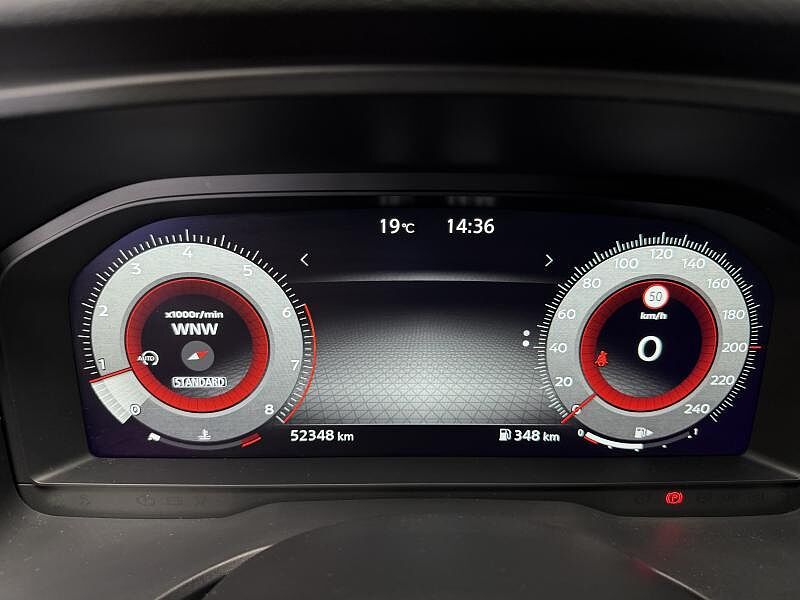 Nissan Qashqai N-connecta + DESIGN PACK