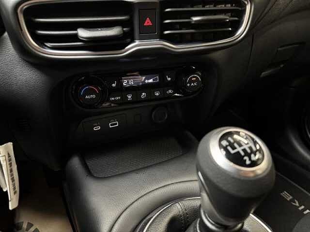 Nissan Juke Acenta + Confort pack