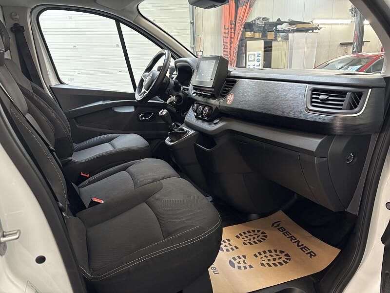 Nissan Interstar N-CONNECTA + Pack Cargo VAN L2H1 3t1