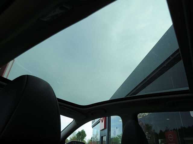 Nissan Qashqai 1.6 dCi 2WD BLACK EDITION