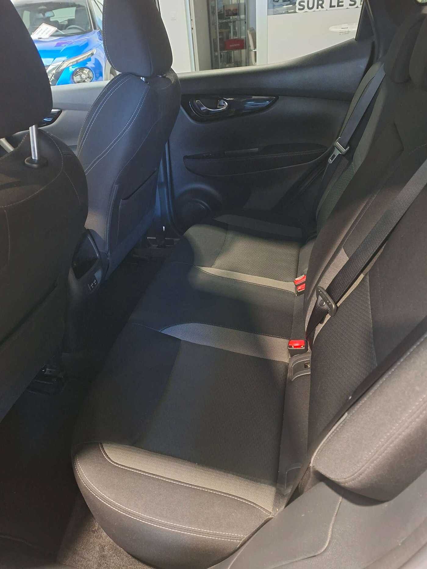 Nissan Qashqai Qashqai 1.3 DIG-T N-Connecta