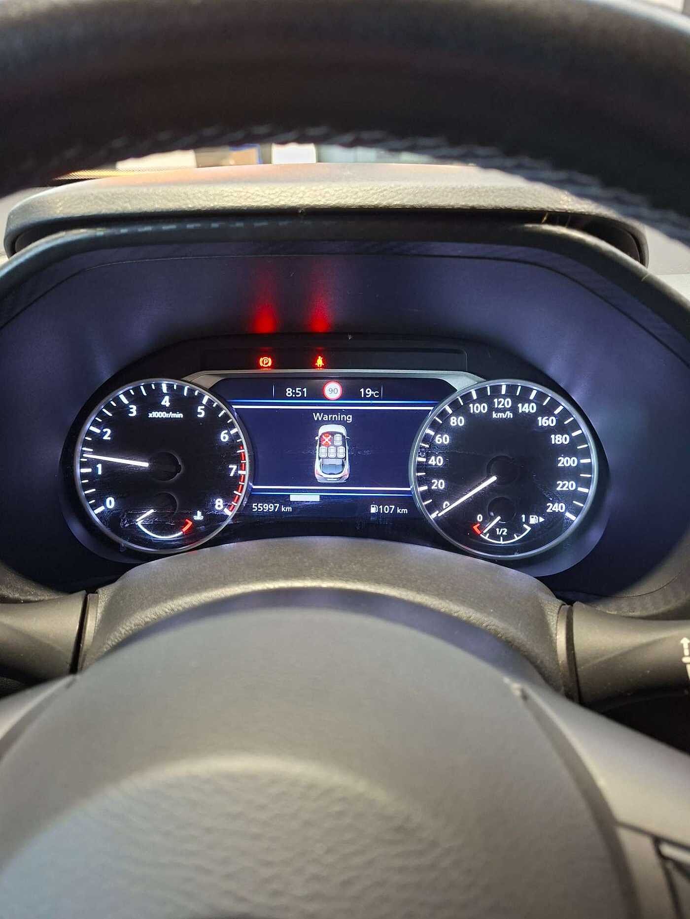 Nissan Juke Juke 1.0 DIG-T 2WD N-Connecta (EU6AP)