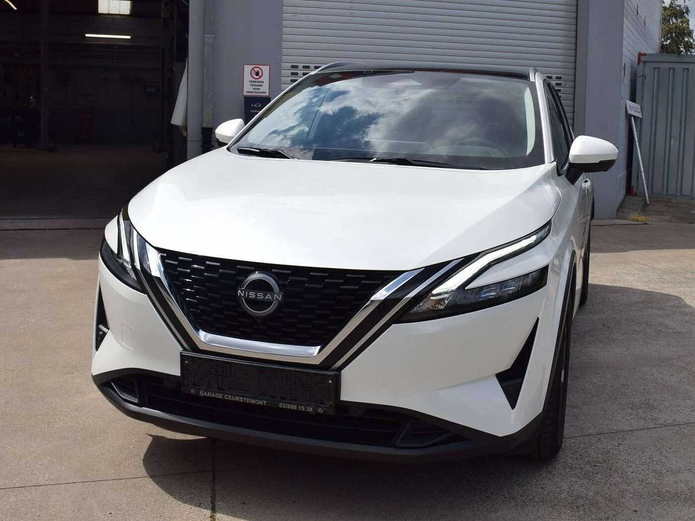 Nissan Qashqai Qashqai 1.3 DIG-T N-Connecta + design pack + easy pack