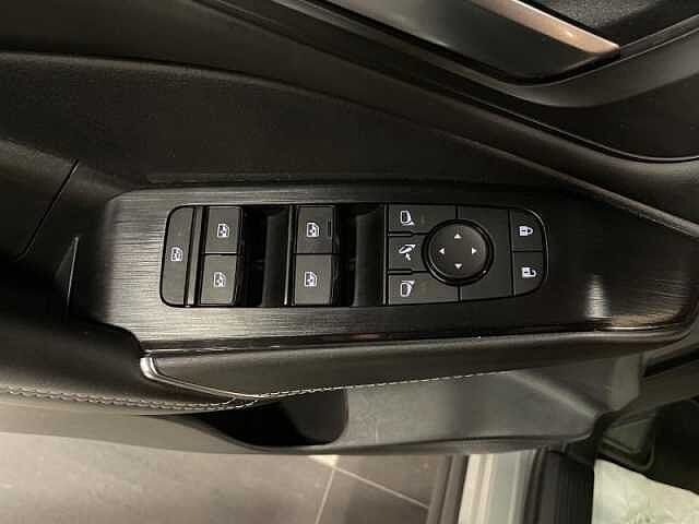 Nissan Qashqai N-Connecta + Design Pack