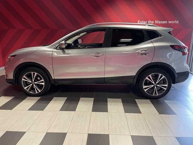 Nissan Qashqai N-Connecta + Design Pack