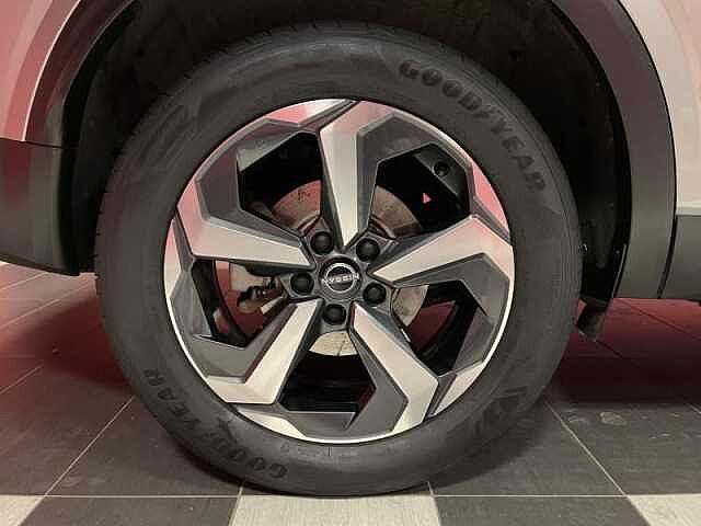 Nissan Qashqai N-Connecta + Design Pack