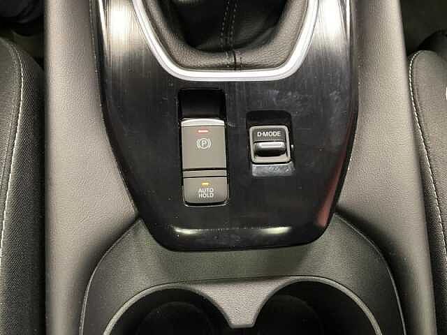 Nissan Qashqai Connect + Design Pack
