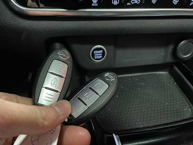 Nissan Qashqai Connect + Design Pack