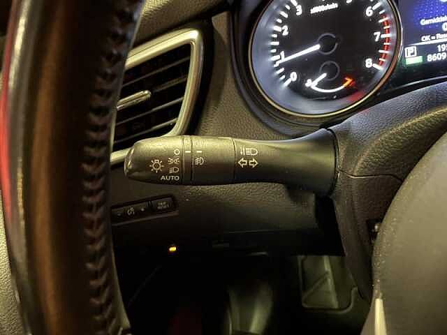 Nissan Qashqai N-Connecta + Design Pack
