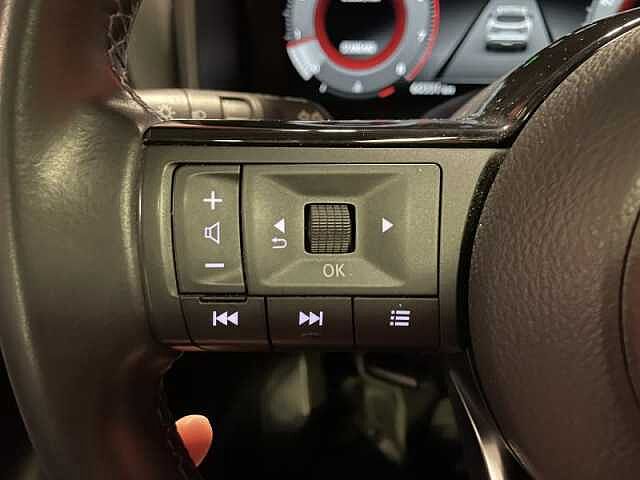 Nissan Qashqai Connect + Design Pack