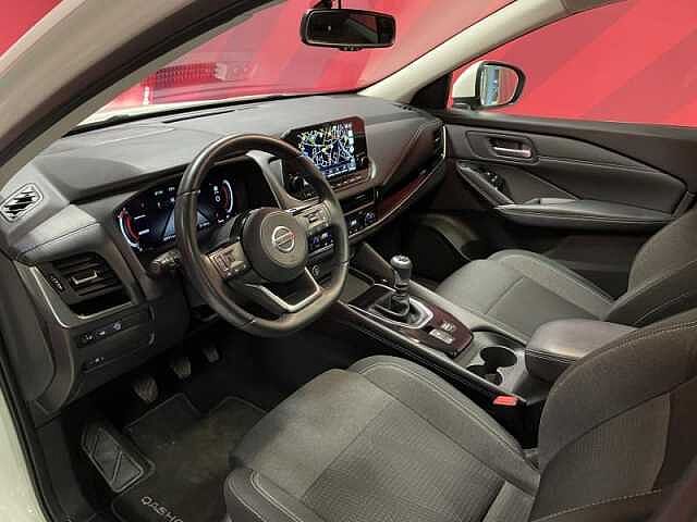 Nissan Qashqai Connect + Design Pack