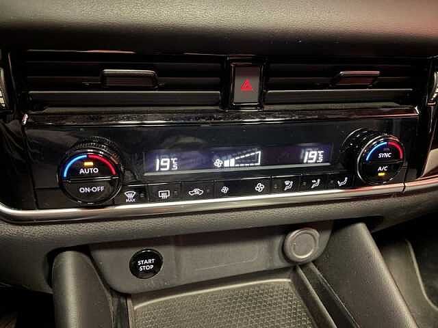 Nissan Qashqai N-Connecta + Design Pack