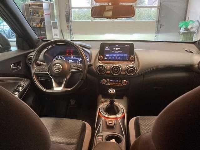 Nissan Juke PREMIERE EDITION BENZINE 6MT