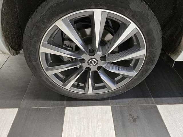 Nissan Qashqai DIG-T Tekna+ DCT//BOSE//Pro Pilot