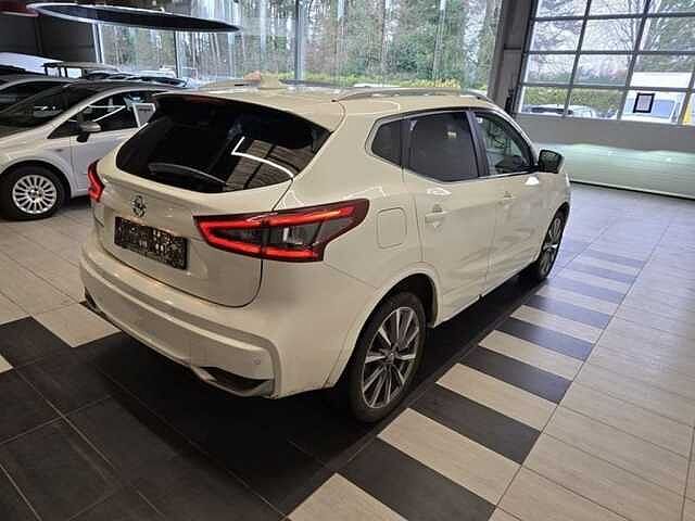 Nissan Qashqai DIG-T Tekna+ DCT//BOSE//Pro Pilot