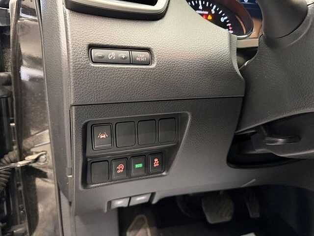 Nissan Qashqai DIG-T Tekna Benzine Automaat Full Option