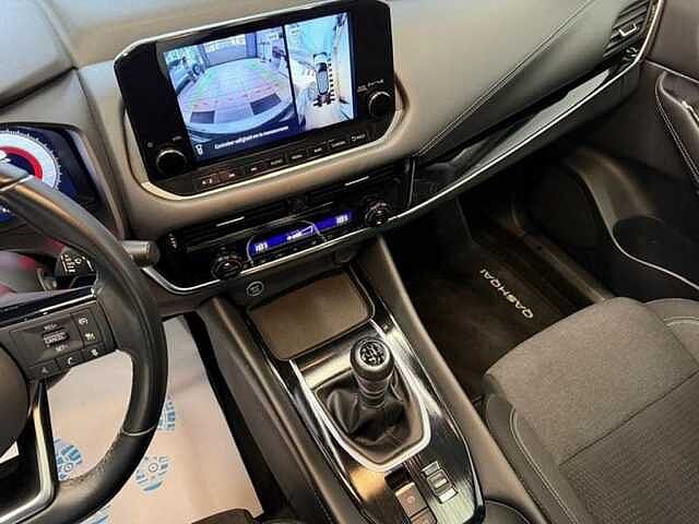 Nissan Qashqai Mild-Hybrid N-Connecta 158PK Benzine Manueel