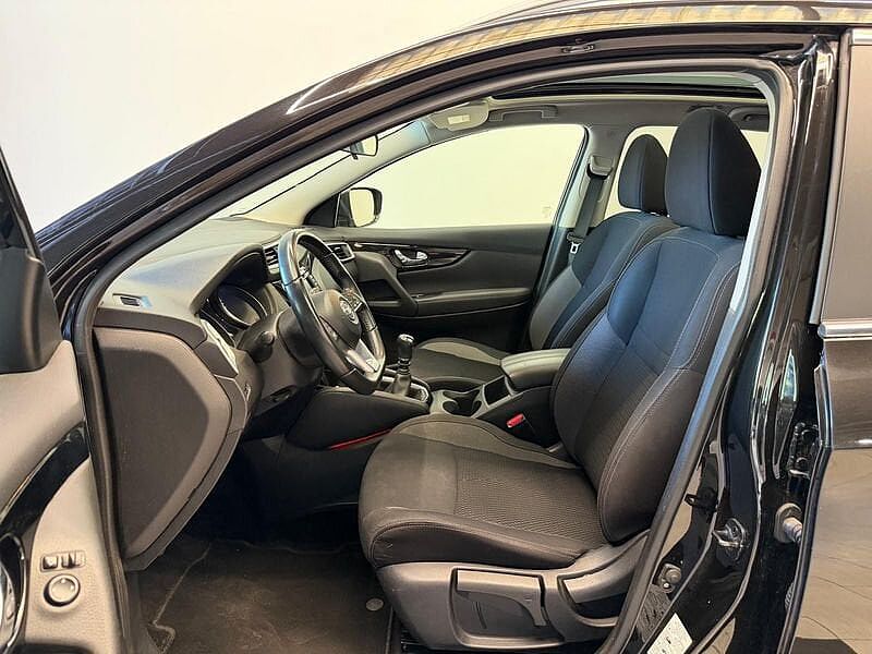 Nissan Qashqai DIG-T 1.3 Benzine/Manueel/Camera/Car play/Android Auto/Garantie tot 2029*