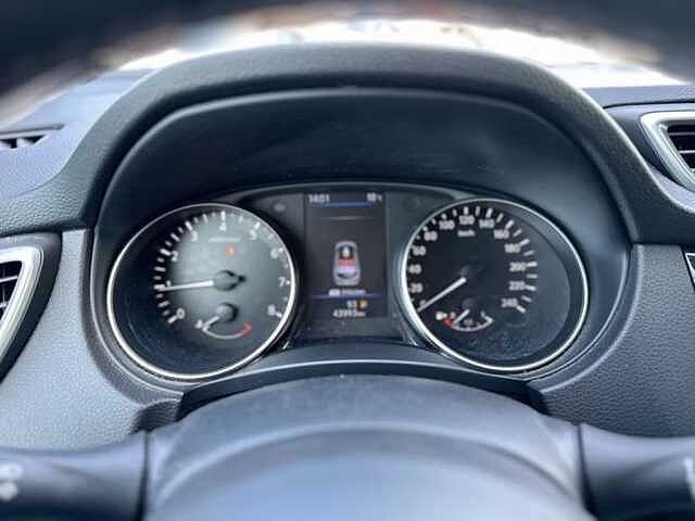 Nissan Qashqai DIG-T Business Edition